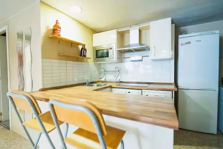 Charming 2 Bedroom Apartment In The Heart Of Seville